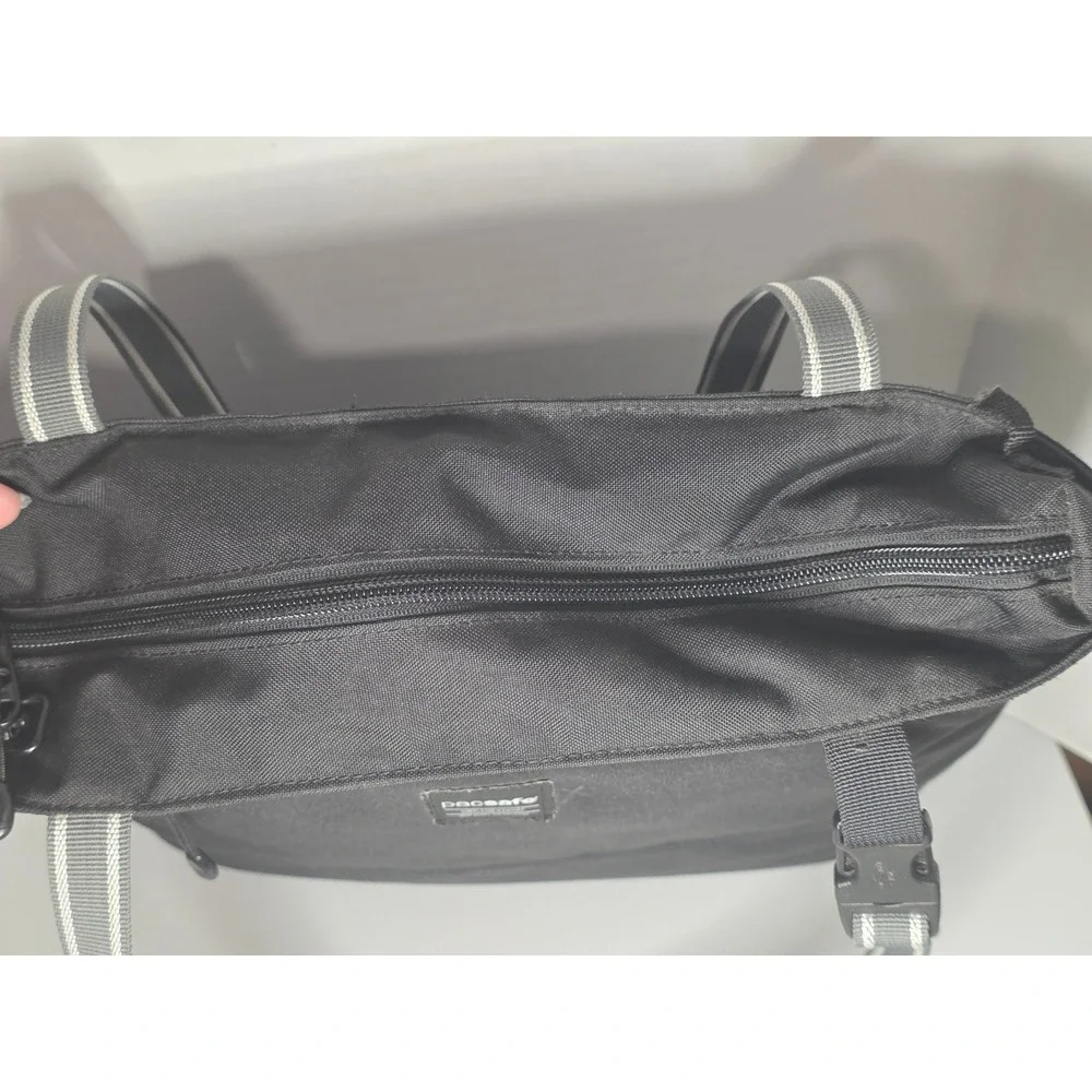 Pacsafe Tote Bag One Size Black Fair Slingsafe LX-series